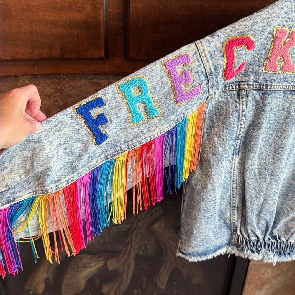 Stonewash denim jacket rainbow fringe BiBi Freckled Poppy XL pride cowgirl NWT - Picture 9 of 14